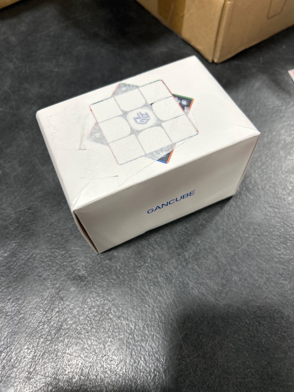 Photo 2 of GAN 356 M 3x3 Magnetic Speed Cube, GAN Cube Standard Version with Extra GES, 3x3x3 Magic Cube, Stickerless (ver. 2020)