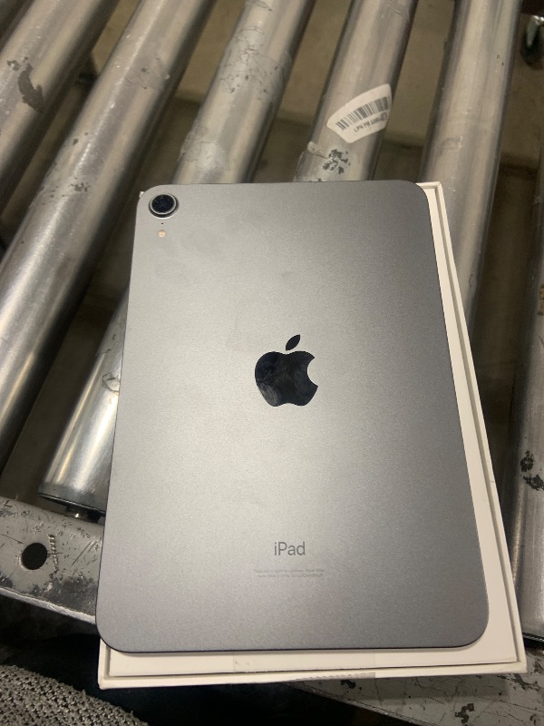 Photo 3 of Apple iPad Mini (6th Generation): A15 Bionic, 8.3-inch Liquid Retina Display, 64GB, Wi-Fi 6, 12MP front/12MP Back Camera, Touch ID, All-Day Battery Life – Space Gray