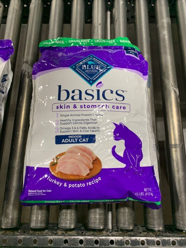 Photo 2 of Blue Buffalo Basics Grain-Free Dry Cat Food, Skin & Stomach Care, Limited Ingredient Diet for Indoor Cats, Turkey & Potato Recipe, 11-lb. Bag