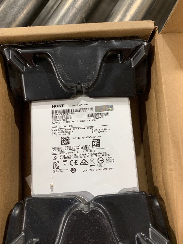 Photo 3 of HGST Ultrastar He10 | HUH721010ALE604 | 0F27473 | 512e | 2.5M MTBF | 10TB SATA 6.0Gb/s 7200 RPM 256MB Cache 3.5" | Helium Platform Enterprise Hard Disk Drive