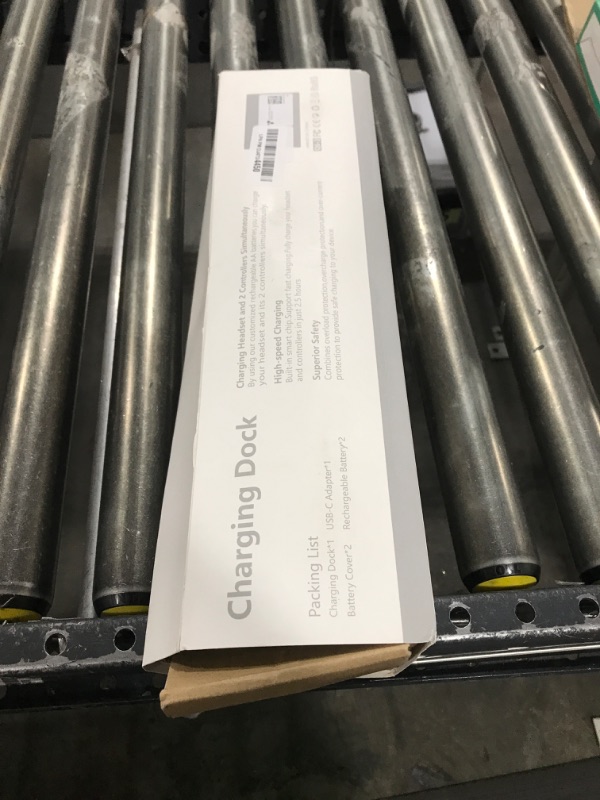 Photo 1 of Charging Dock for Oculus Quest 3S/Quest 3, Magnetic Charging Station for Meta Quest 3S VR Headset & Controllers, with 2 Rechargeable 2100mAh Batteries, USB-C Charger and Cable, Supports LED Indicator