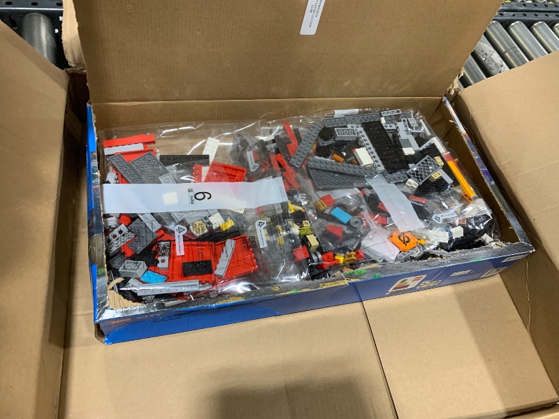 Photo 2 of LEGO City Scrapyard with Cars - Building Toy Figures and Playset for Kids, Boys and Girls, Ages 7+ - Learning and Educational Toy for Pretend Play - Gift Idea for Birthdays - 60472