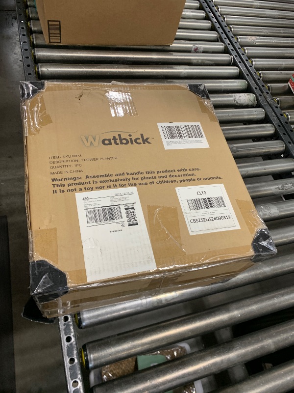 Photo 1 of OIPRTGFJ Wooden Wagon Planter Box, Garden Planter with Wheels,Decorative Planter