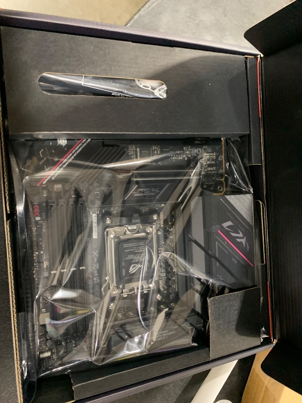 Photo 4 of ASUS ROG Strix B650E-F Gaming WiFi AMD B650 AM5 Ryzen™ Desktop 9000 8000 & 7000 ATX Motherboard, 12+2 Power Stages, DDR5, 3X M.2 Slot, PCIe® 5.0, WiFi 6E, 2.5G LAN, USB 3.2 Gen 2x2 Type-C®, Aura Sync