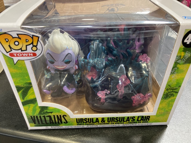 Photo 2 of Funko POP Towns: Villains - Ursula's Lair - Disney Villains - Collectable Vinyl Figure - Gift Idea - Official Merchandise - for Kids & Adults - Movies Fans - Model Figure for Collectors and Display