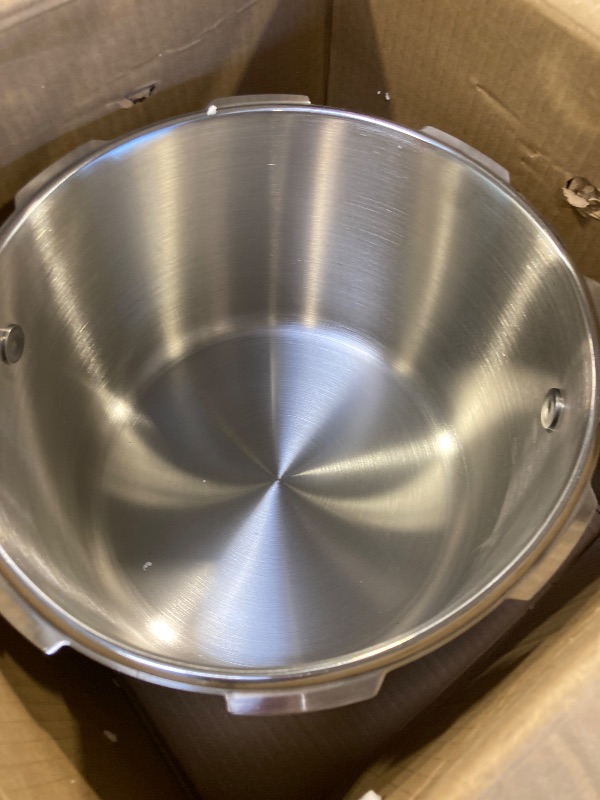 Photo 1 of Presto 01362 6-Quart Stainless Steel Pressure Cooker