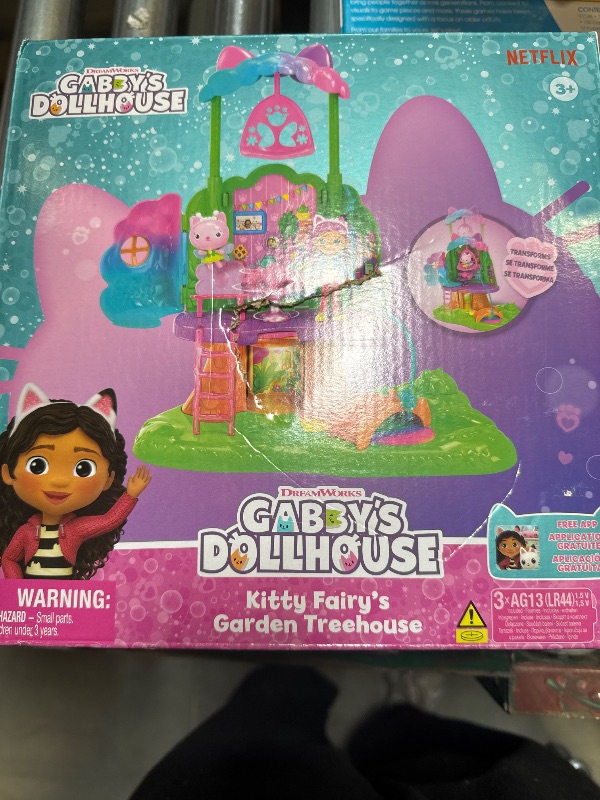 Photo 2 of Gabby's Dollhouse, Transforming Garden Treehouse Playset with Lights, 2 Figures, 5 Accessories, 1 Delivery, 3 Furniture, Kids Toys for Ages 3 and up