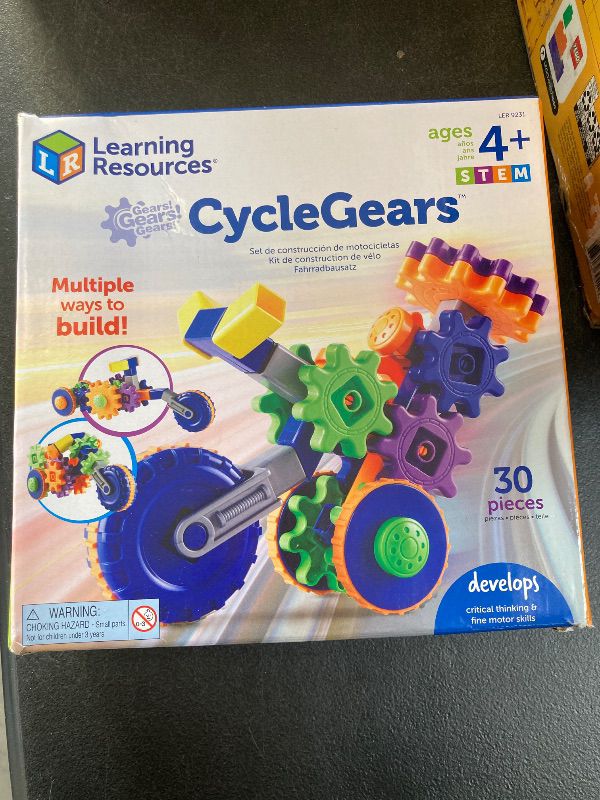 Photo 1 of Learning Resources Gears! Gears! Gears! Cycle Gears, Construction, Gear Toy, 30 Pieces, Ages 4+