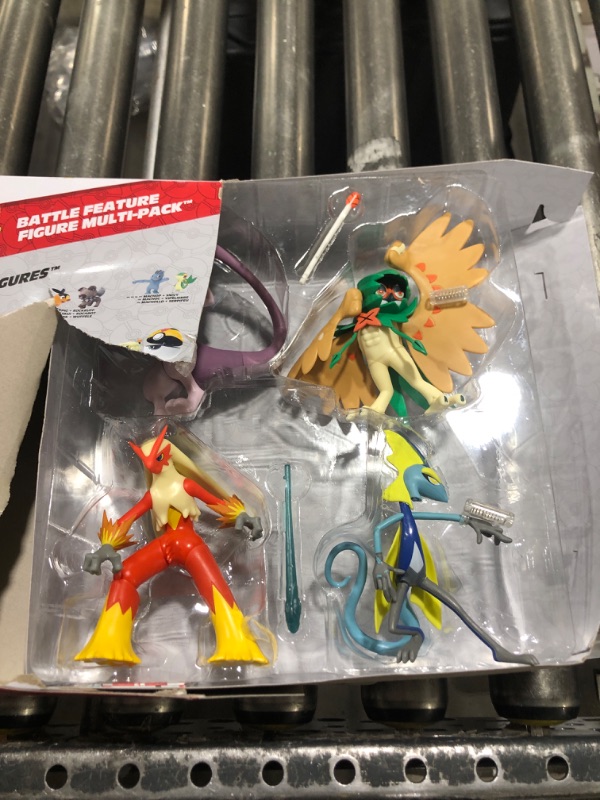Photo 1 of Pokémon Battle Feature Figure 4 Pack - Includes Four 4.5-Inch Battle Figures with Unique Battle Features - Not Applicable