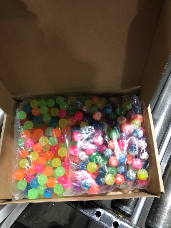 Photo 2 of Leitee 500 Pcs Bouncy Balls Bulk, 0.78 Inch/ 20 mm Small Neon Swirl Bouncing Balls for Vending Machine, Kids Birthday Party Favors and Class Prizes