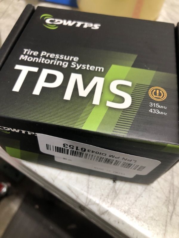 Photo 2 of CDWTPS TPMS Sensor,GM 315Mhz Tire Pressure Monitoring Sensor Compatible for Chevy Silverado GMC Cadillac Buick Pontiac Saturn Hummber Saab Replace#13598771 13598772 13586335 13581558 4 Pack