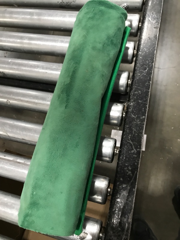 Photo 1 of PETNF Outdoor Pet Heating Pads for Dog,Soft Electric Blanket Auto Temperature Control,Heated Mat for Dog House,Whelping Supply for Pregnant New Born Stray Feral Cat Puppy,Safe