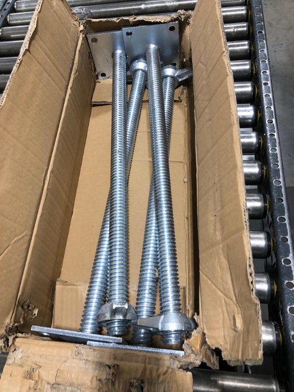 Photo 1 of GaeaAuto 4 Pack 24" Adjustable Leveling Jacks Feet Solid Screw Jacks with Base Plate for Baker-Style Scaffolding Equipment, Silver