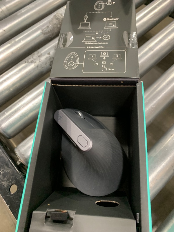 Photo 1 of Logitech MX 910-005447 Advanced Vertical Wireless Mouse, Graphite