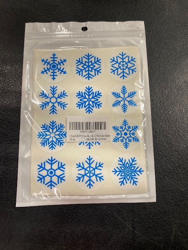 Photo 2 of 1.5 inch 204 PCS Merry Christmas Stickers Labels Adhesive Decorative Envelope Seals Stickers for Snowflakes Decoration Cards Envelopes Boxes