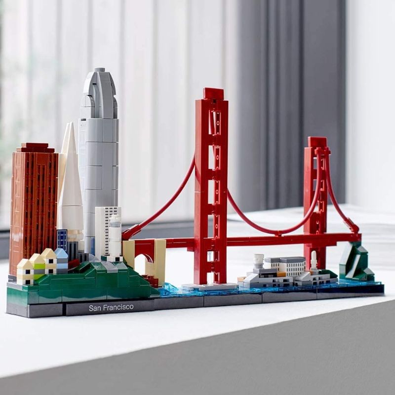 Photo 1 of (READ FULL POST) LEGO Architecture Skyline Collection 21043 San Francisco Building Kit Includes Alcatraz Model, Golden Gate Bridge and Other San Francisco Architectural Landmarks (565 Pieces)