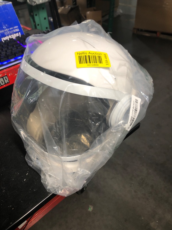 Photo 2 of Astronaut Helmet with Movable Visor Pretend Play Toy Set for School Classroom Dress Up