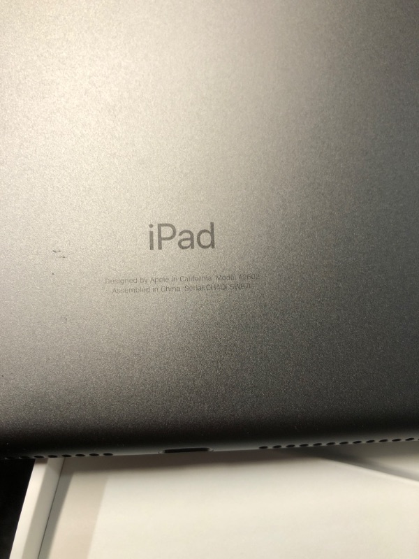 Apple iPad (9th Generation) with A13 Bionic chip, 10.2inch Retina