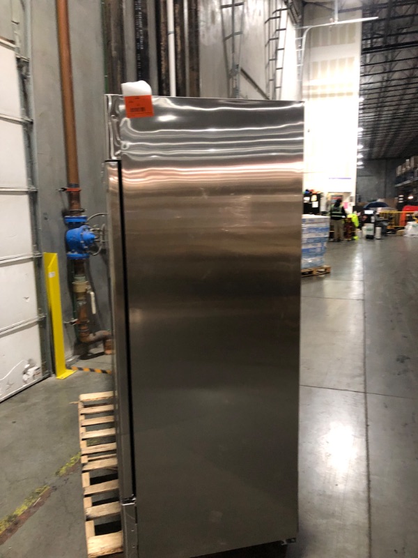 Photo 5 of *****SLIGHTLY DENTED, USED LIKE NEW/ TRUCK AND TRAILER PICK UP ONLY****VEVOR Commercial Freezer 60.42 Cu.ft, Reach In 82.5" W Upright Freezer 3 Doors, Auto-Defrost Stainless Steel Reach-in Freezer with 12 Adjustable Shelves, -13 to 5? Temp Control, LED Li