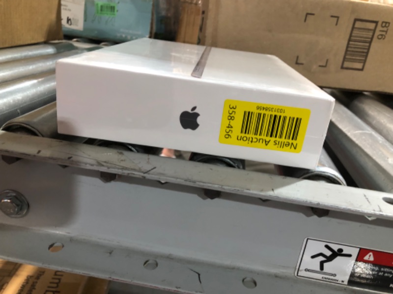 Photo 1 of ***FACTORY SEALED***
Apple iPad (9th Generation): with A13 Bionic chip, 10.2-inch Retina Display, 256GB, Wi-Fi, 12MP front/8MP Back Camera, Touch ID, All-Day Battery Life – Space Gray