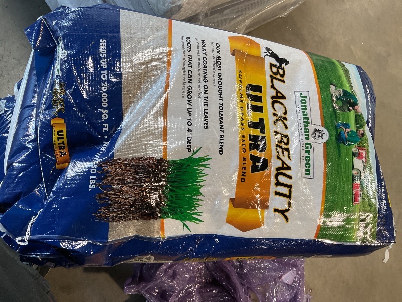Photo 1 of Jonathan Green (10324) Black Beauty Ultra Grass Seed - Cool Season Lawn Seed (50 lb)