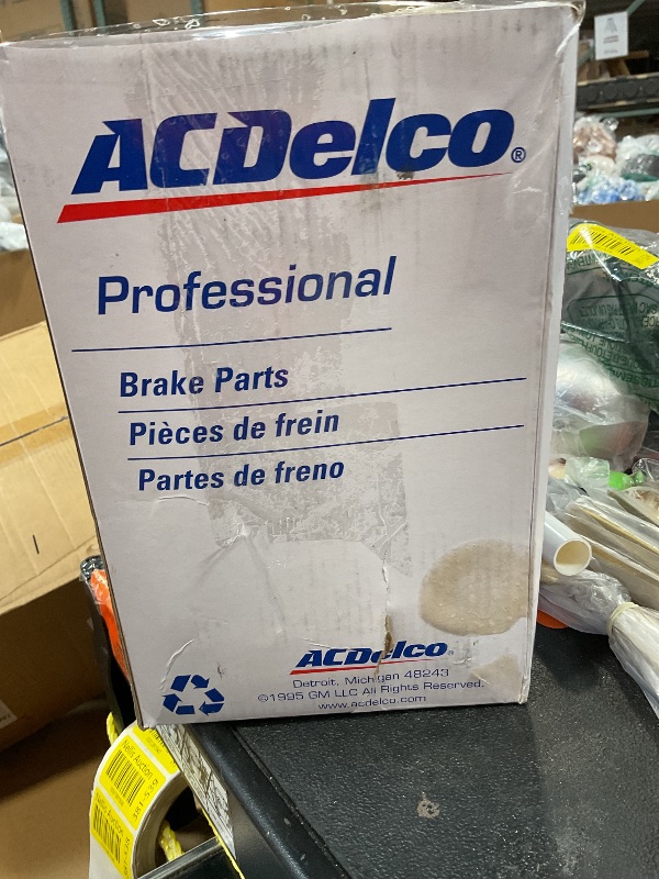 Photo 1 of ACDelco Professional 18M1782 Brake Master Cylinder Assembly