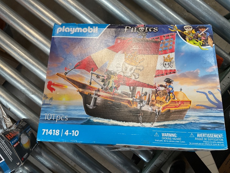 Photo 1 of Playmobil Pirate Ship1031381835
