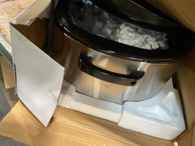 Photo 1 of ***POSSIBLY FOR PARTS UNKNOWN DAMAGES *** AROMA 22Qt. Roaster Oven with self basting lid stainless steel