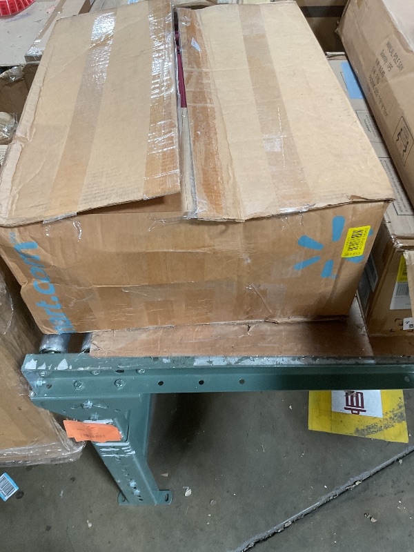 Photo 1 of ***POSSIBLY FOR PARTS (DAMAGED)*** SWISSGEAR Sion Softside Expandable Spinner Luggage Durable Lightweight Travel Suitcase, Burgundy, Checked-Medium 25-Inch