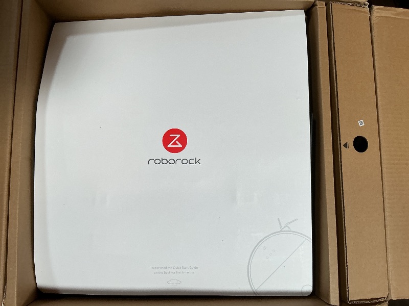 Photo 1 of ***USED***roborock Saros 10 Robot Vacuum and Mop, 22,000Pa Suction, AI Obstacle Avoidance, 3.14-inch Ultra Thin, Intelligent Dirt Detection, Zero Tangling Main Brush, Hot Water Mop & Dock Self Cleaning