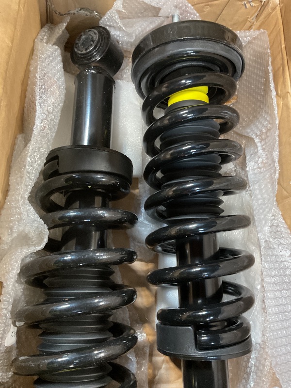 Photo 1 of **SELLING FOR PARTS AS PARTIAL SET. SPRING PART ONLY. SCRAPES FROM TRANSPORT**SCITOO 3 inch/2 inch Front/Rear,Front Strut Spring Assembly,Rear Struts Shock Absorbers Lift Leveling Kit for Ford for F-150 2009-2012 Coil Spring Spacer