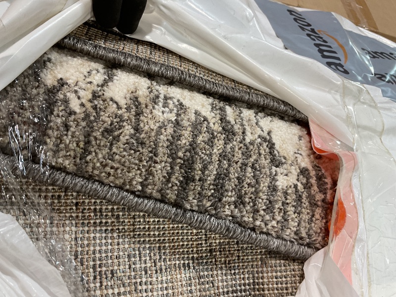 Photo 1 of **DIRT FROM TRANSPORT **Loloi Darby Collection DAR-04 Ivory/Stone 9'-2" x 13' Area Rug