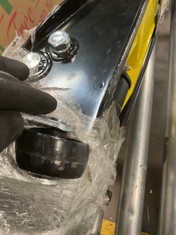 Photo 1 of **MINOR USE WEAR**VEVOR 3 Ton Low Profile, Heavy-Duty Steel Racing Floor Jack with Dual Pistons Quick Lift Pump, Lifting Range 3.35"-19.69"