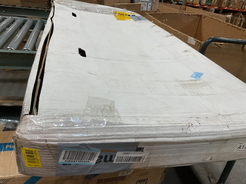 Photo 1 of **DIRT**Bestop 1602401 EZFold Soft Tonneau Cover for 1995-2004 Toyota Tacoma 6.0 ft Bed