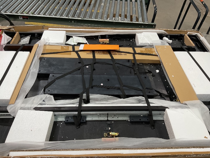 Photo 1 of * POSSIBLE PARTS ONLY*
Signature Design by Ashley Bolanburg Farmhouse Extension Dining Table with Removable Center Leaf and Trestle Base, Dark Brown & White