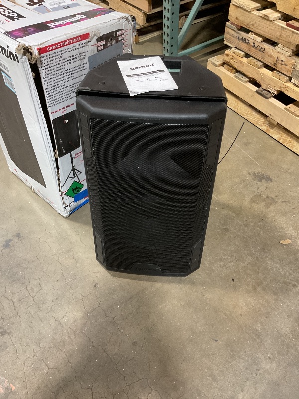 Photo 1 of ***MAJOR DAMAGE/USE FOR PARTS***Gemini Sound GSP-5500 15" 2200W Bluetooth PA Speaker with TWS, 3-Channel Mixer, XLR Outputs, USB MP3 Playback – Perfect for DJs, Weddings, Parties & Events