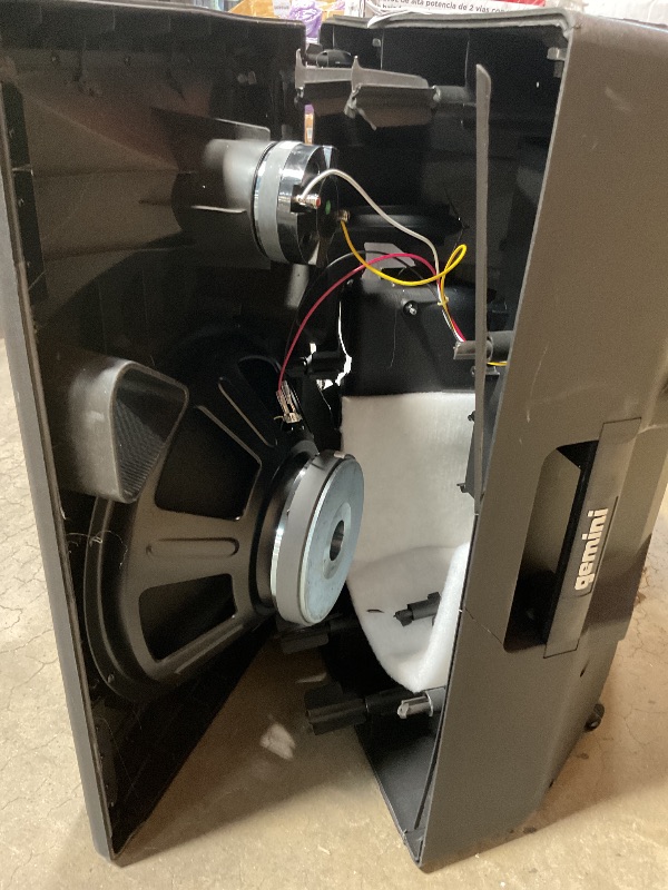Photo 1 of ***MAJOR DAMAGE/USE FOR PARTS***Gemini Sound GSP-5500 15" 2200W Bluetooth PA Speaker with TWS, 3-Channel Mixer, XLR Outputs, USB MP3 Playback – Perfect for DJs, Weddings, Parties & Events
