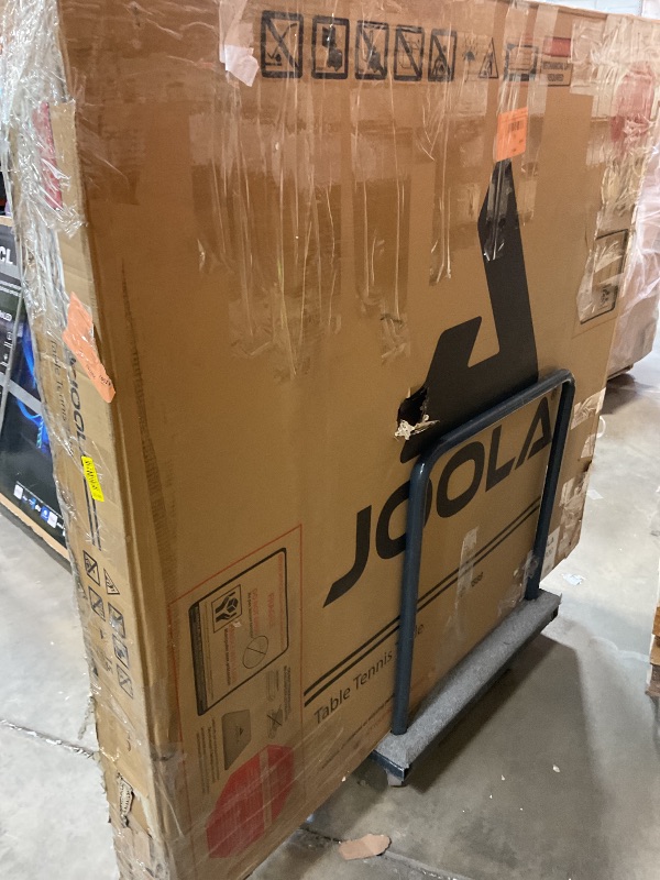 Photo 1 of **SCRAPES FROM TRANSPORT **JOOLA Motion 25 Table Tennis Table