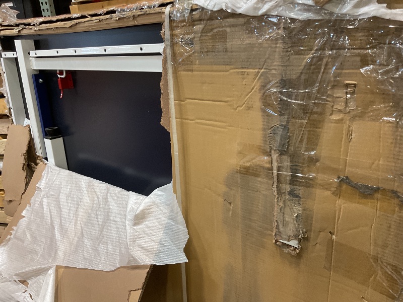 Photo 1 of **SCRAPES FROM TRANSPORT **JOOLA Motion 25 Table Tennis Table