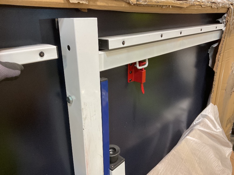 Photo 1 of **SCRAPES FROM TRANSPORT **JOOLA Motion 25 Table Tennis Table