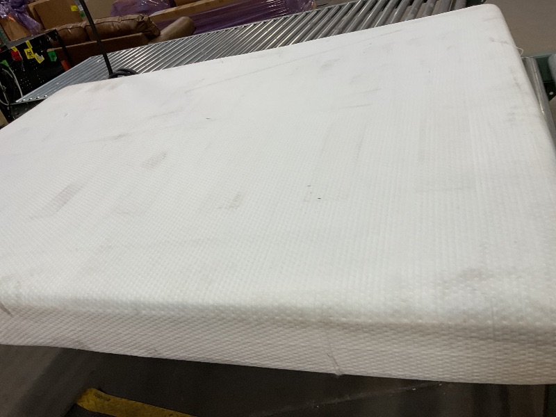 Photo 1 of **SCRAPES. DIRT. ** Uaceo Full Mattress, 6 Inch Memory Foam Mattress , Fiberglass Free Full Size Mattresses for Pressure & Pain Relief, Soft and Comfortable