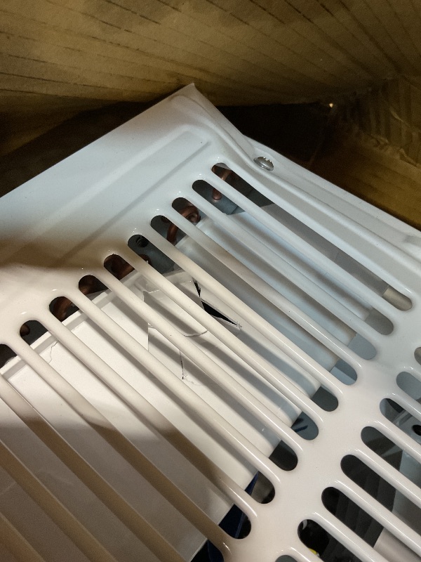 Photo 1 of **FRAME CRACKED**Keystone 8,000 BTU Window and Wall Air Conditioner with 3,500 BTU Supplemental Heating, 115V, Window/Wall AC Unit with Supplemental Heat for Bedroom, Living Room, Small-Medium Rooms up to 350 Sq.Ft.