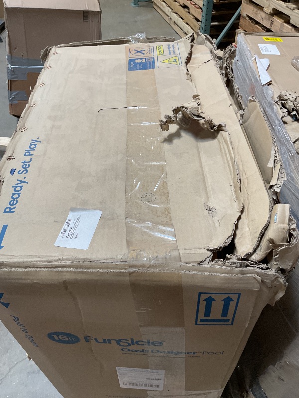 Photo 1 of 16ftx48in Swimming Pool