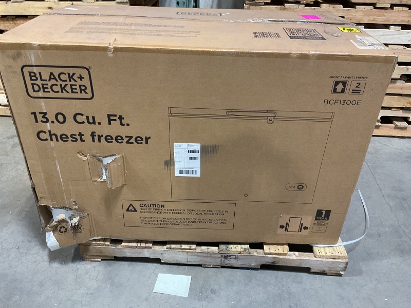 Photo 1 of ***MINOR DAMAGE ***BLACK+DECKER 13 Cu. Ft. Chest Freezer, Deep Freezer with Top Opening, Freezer Chest with 2 Removable Storage Baskets, Mechanical Temperature Control, Manual Defrost, R600a Refrigerant,BCF1300E,White