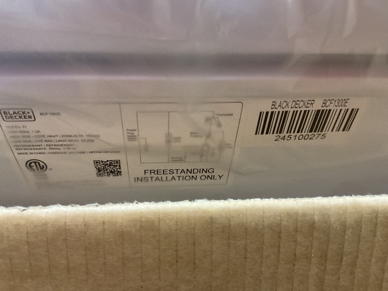 Photo 1 of ***MINOR DAMAGE ***BLACK+DECKER 13 Cu. Ft. Chest Freezer, Deep Freezer with Top Opening, Freezer Chest with 2 Removable Storage Baskets, Mechanical Temperature Control, Manual Defrost, R600a Refrigerant,BCF1300E,White