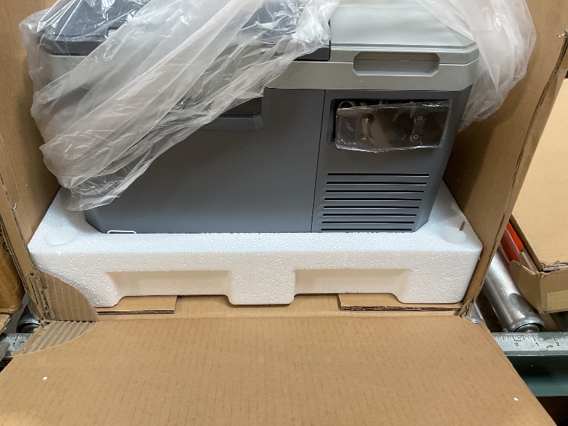 Photo 1 of ***CHECK PHOTOS***Alpicool LGMP8 Portable Fridge 8 Quart 12 Volt Car Refrigerator Freezer,-4°F ~122°F,for Fishing, Camping, RV,Travel, Outdoor-12/24V DC, 110~240V AC