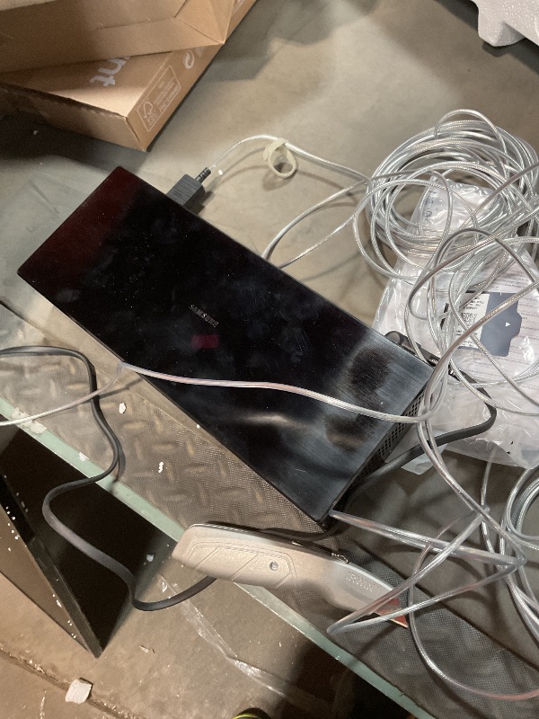 Photo 1 of *** CAN’T ACCESS MENU ***Samsung 65-Inch Class The Frame LS03F 4K QLED Smart TV (2025 Model) Slim Fit Wall Mount, Modern Frame Design, NQ4 AI Gen2 Processor, Art Mode, Artful Picture Quality, Samsung Vision AI, Alexa Built-in