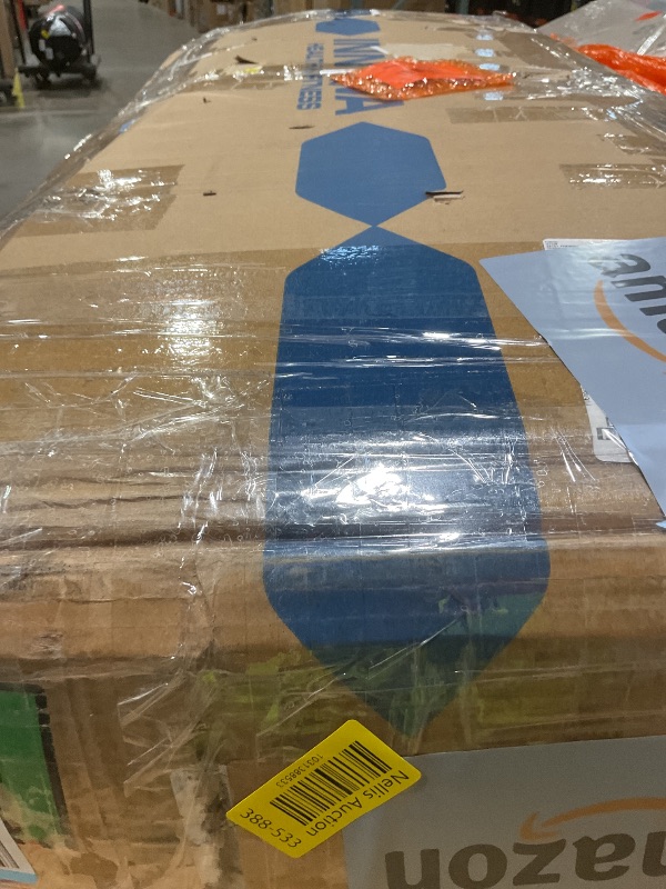 Photo 1 of **DIRT**Innova ITM6000 Advanced Heat and Massage Therapeutic Inversion Table