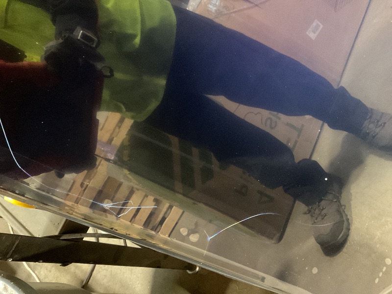 Photo 1 of **MAJOR DAMAGE SELLING FOR PARTS**Samsung 65-Inch Class QLED Q7F Series Samsung Vision AI Smart TV (2025 Model, 65Q7F) Quantum HDR, Object Tracking Sound Lite, Q4 AI Gen1 Processor, 4K upscaling, Gaming Hub, Alexa Built-in