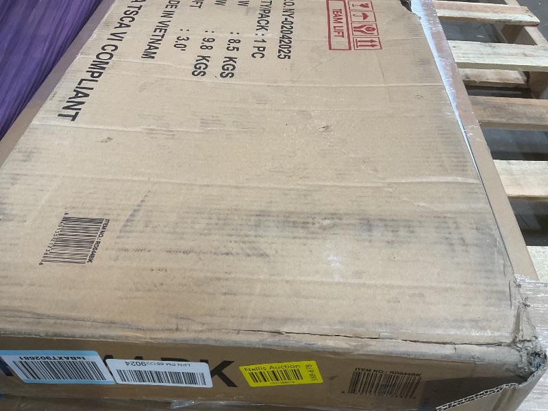 Photo 1 of **SCRATCH. DIRT**Roundhill Furniture Quarterfoil Diamond Design 4-Panel Room Divider, Black